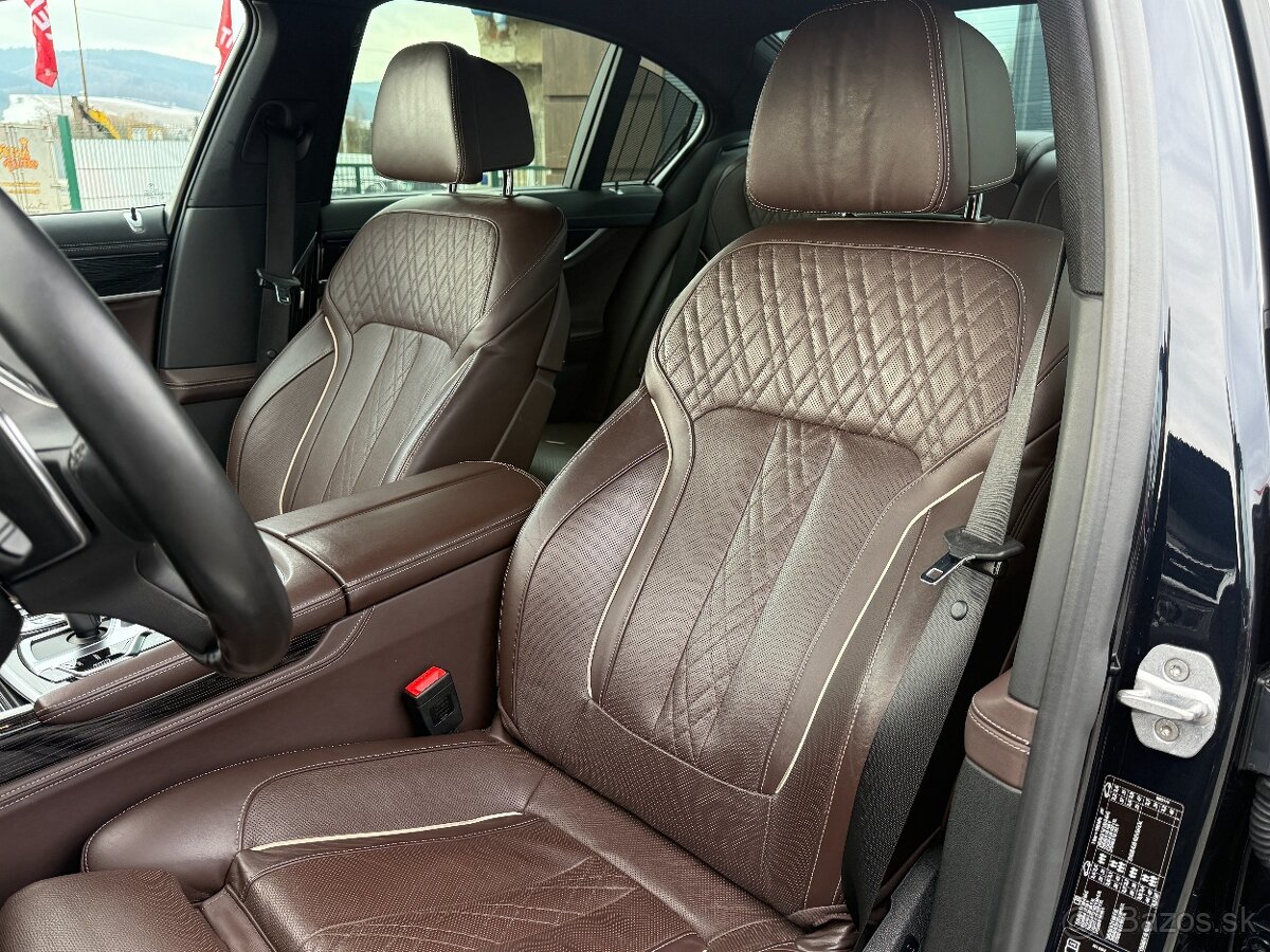 BMW Rad 7 730d xDrive A/T - 17