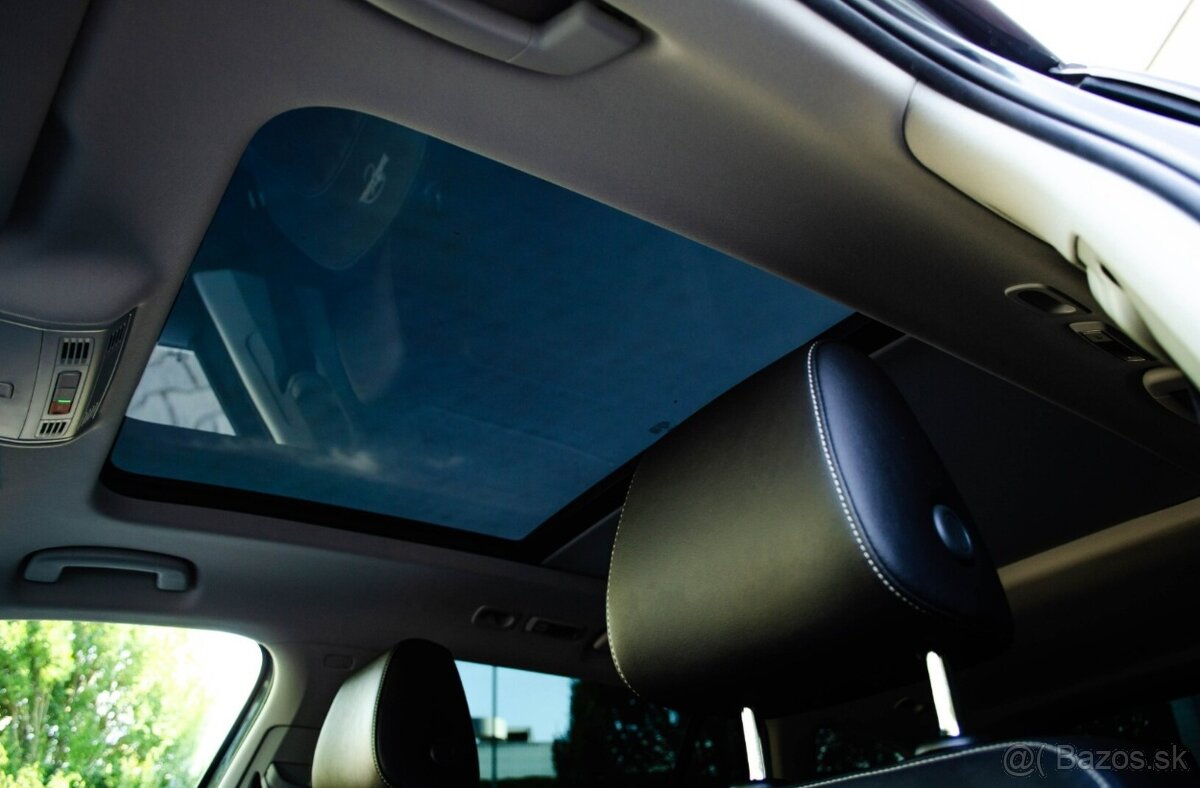 Škoda Superb Combi 2.0 TDI SCR L K DSG - 17