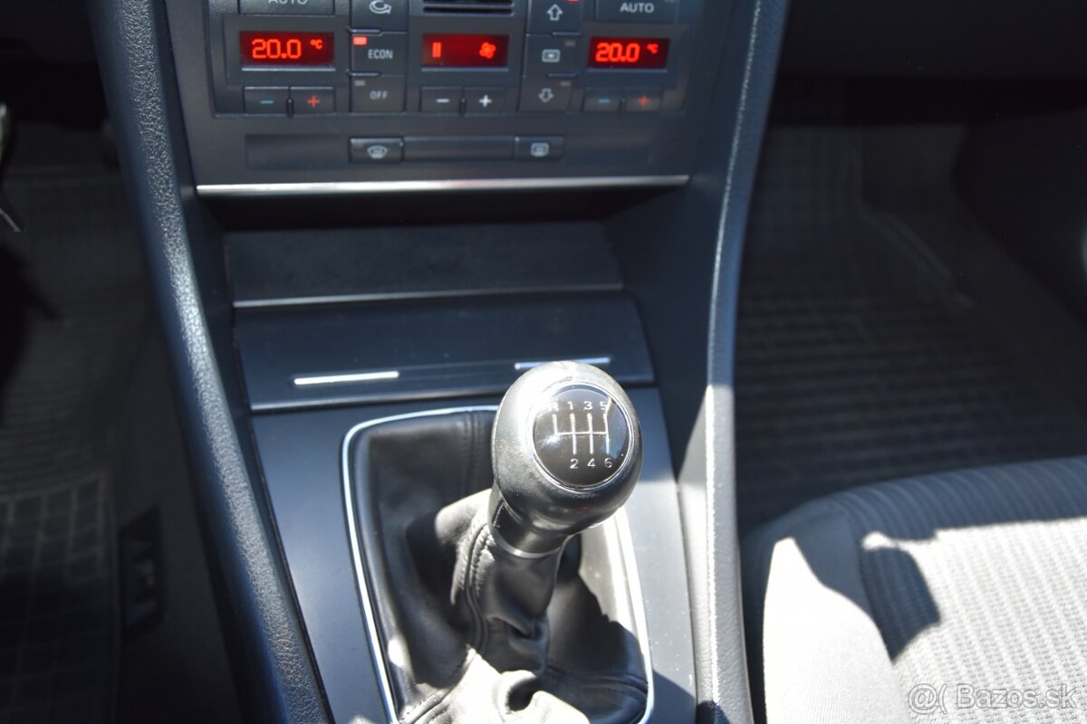 Audi A4 Avant 2.0 TDI quattro DPF - 17