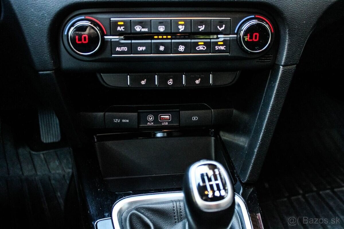 Kia Ceed SW 1.4 T-GDi - 17