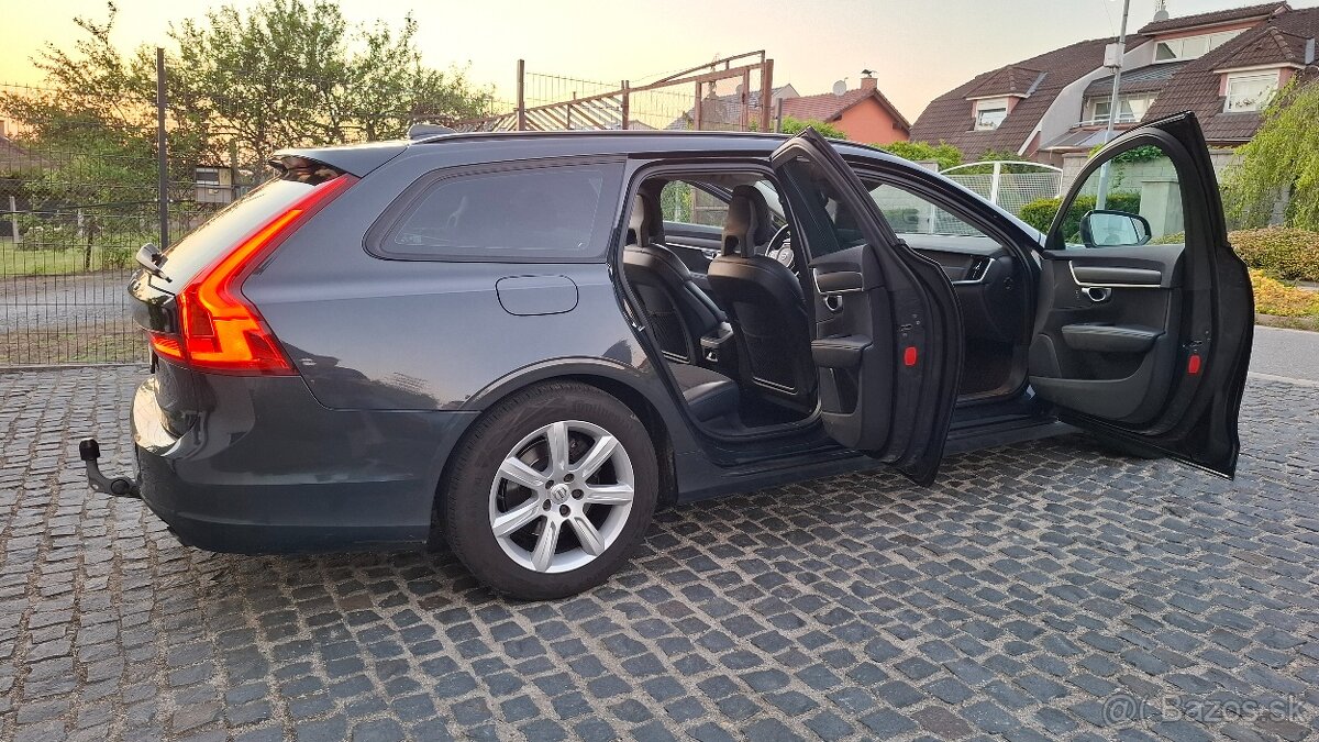 Volvo V90 2.0 D3 - 17