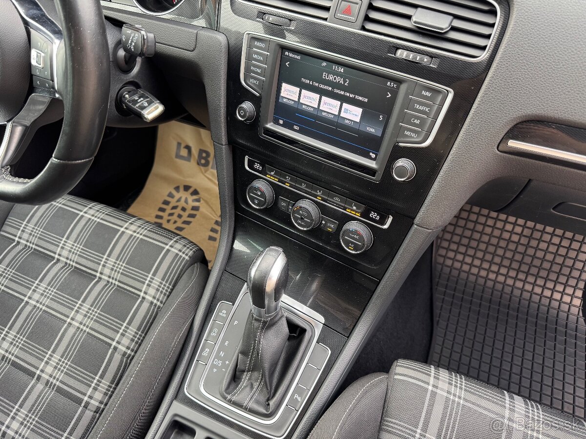 Volkswagen Golf VII GTD 2.0tdi Variant DSG - 17