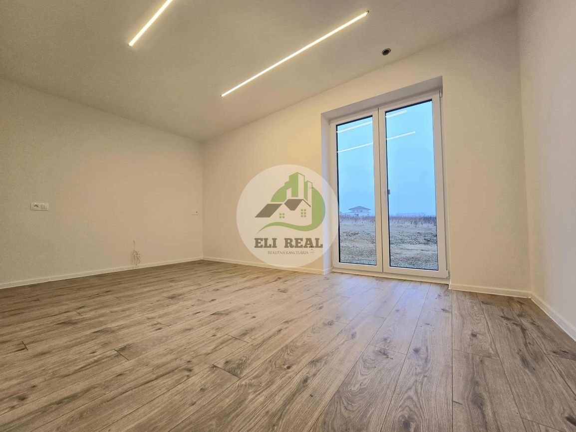 Na predaj moderná 4-izbová novostavba rodinného domu, Svinia - 17