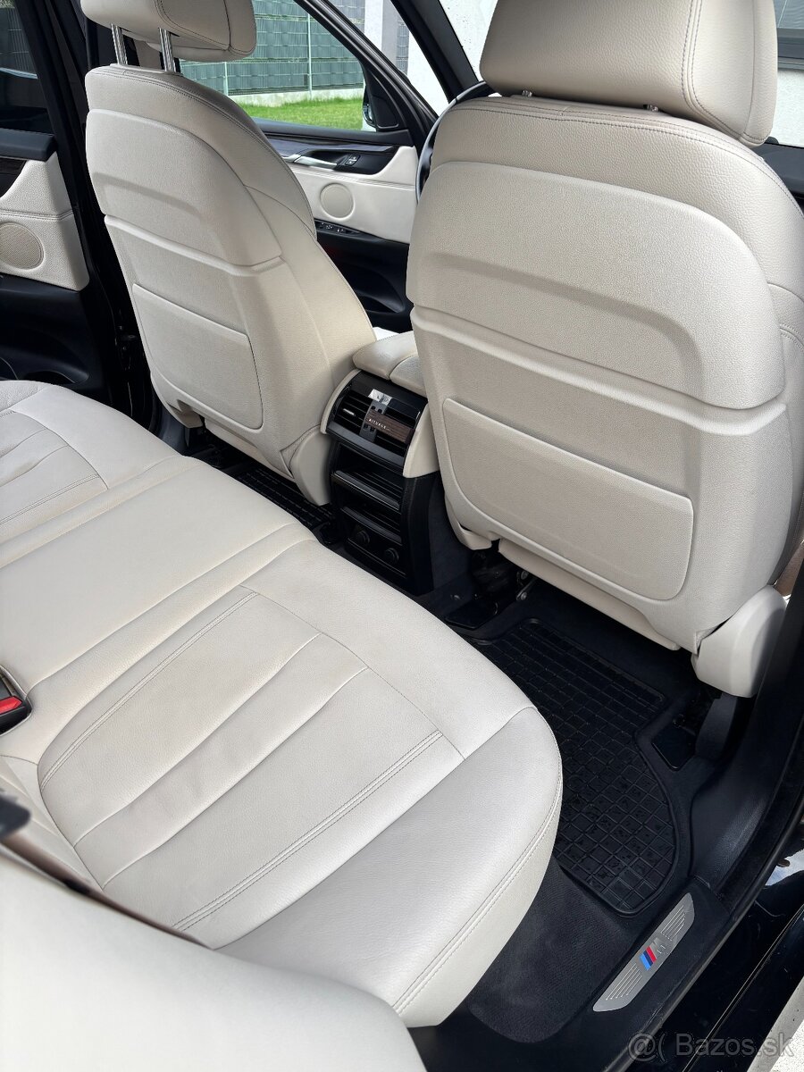 BMW X5 XDrive30d A/T - 17