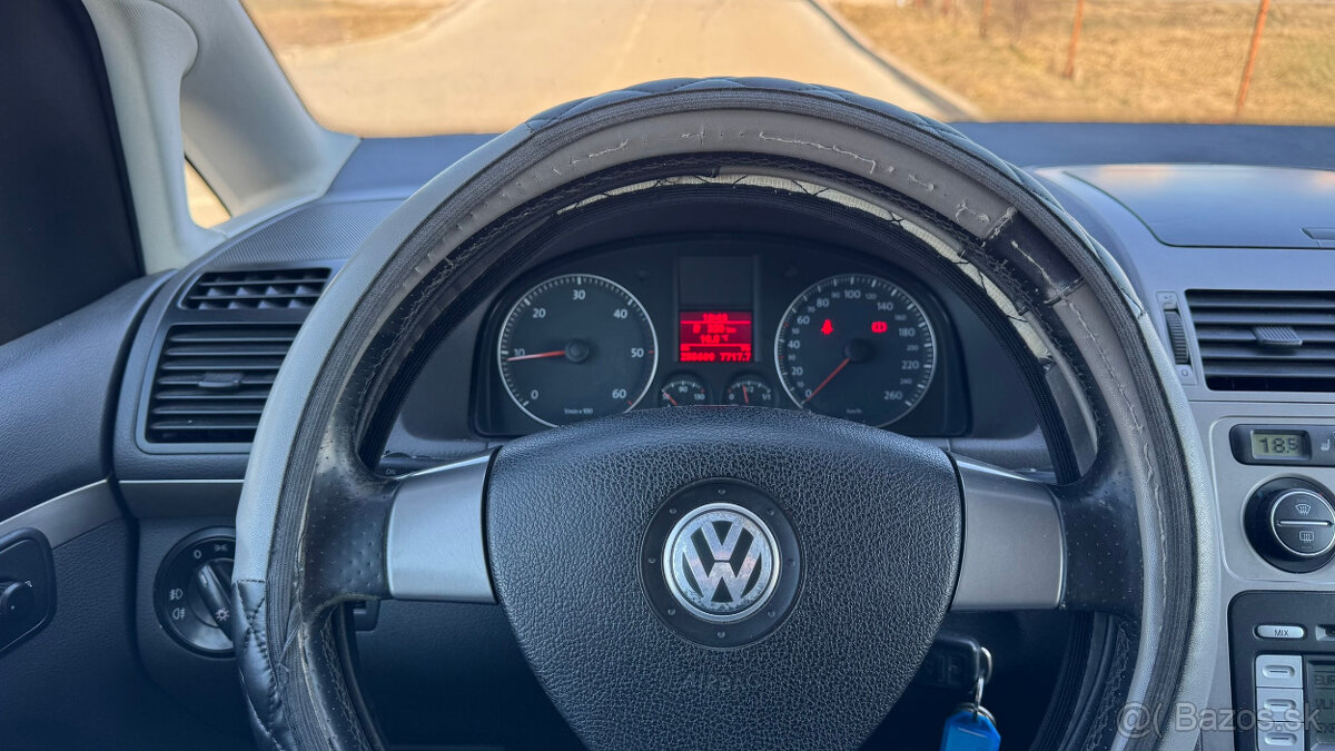 Volkswagen Touran Van 2.0 TDI Trendline - 17