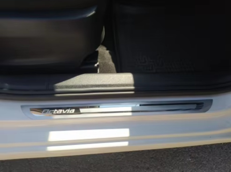 Prahové lišty pod dvere ŠKODA VOLKSWAGEN - 17