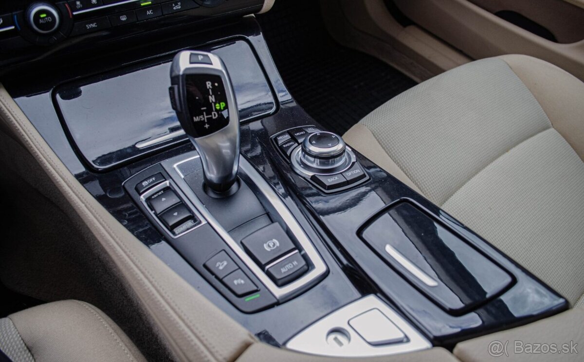 BMW F10 528i xDrive - 17