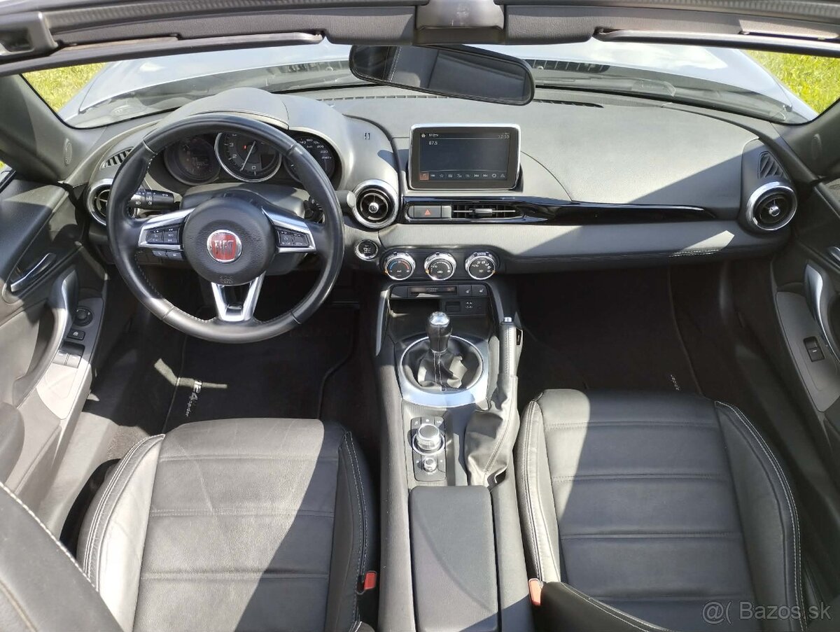 Fiat 124 Spider Kabriolet - 17