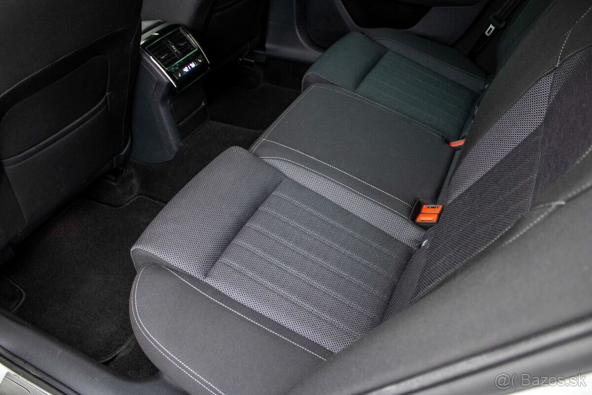 Škoda Superb Combi 2.0TDI DSG automat - 17