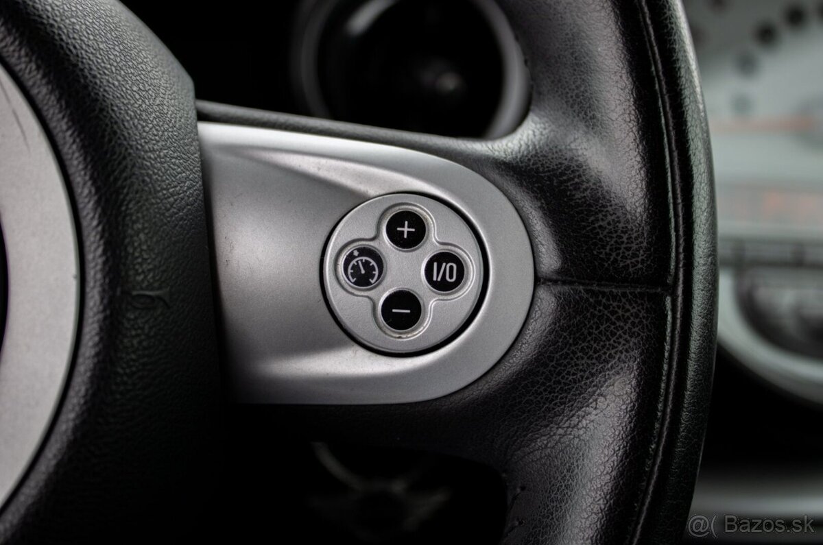 Mini Cooper 1.6 - 17