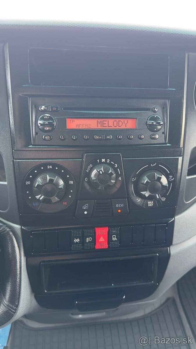 Iveco Daily 3.0HPI 130 KW - 176 HP Nová STK/EK - 17