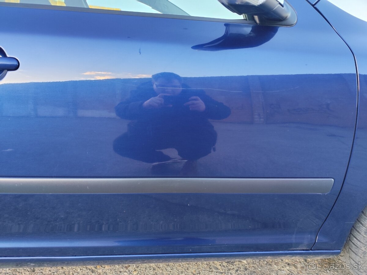 Predám Octavia 2 kombi 2.0 TDI BMM M6 - 17