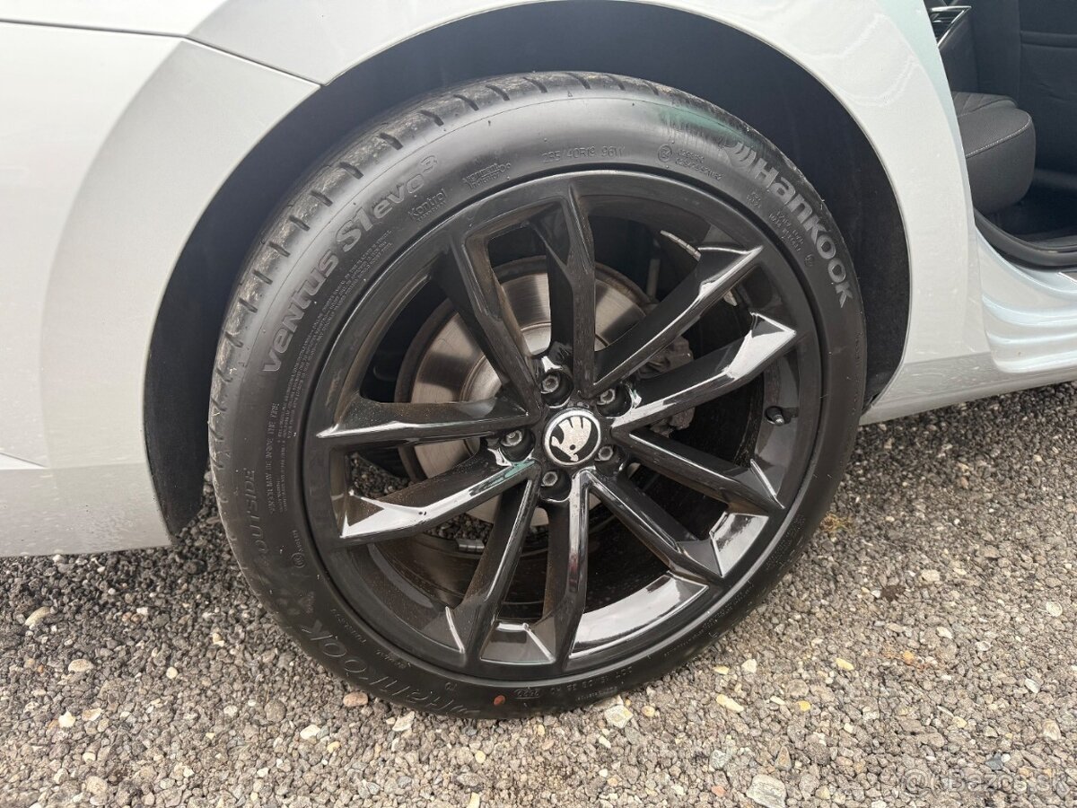 Škoda Superb 2.0 TDI SCR Style - 17