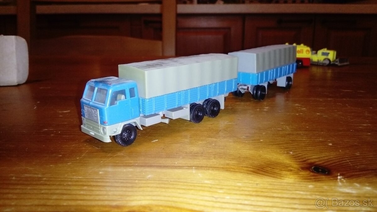 Plastové DDR modely k železnici veľkosť HO a TT - 17