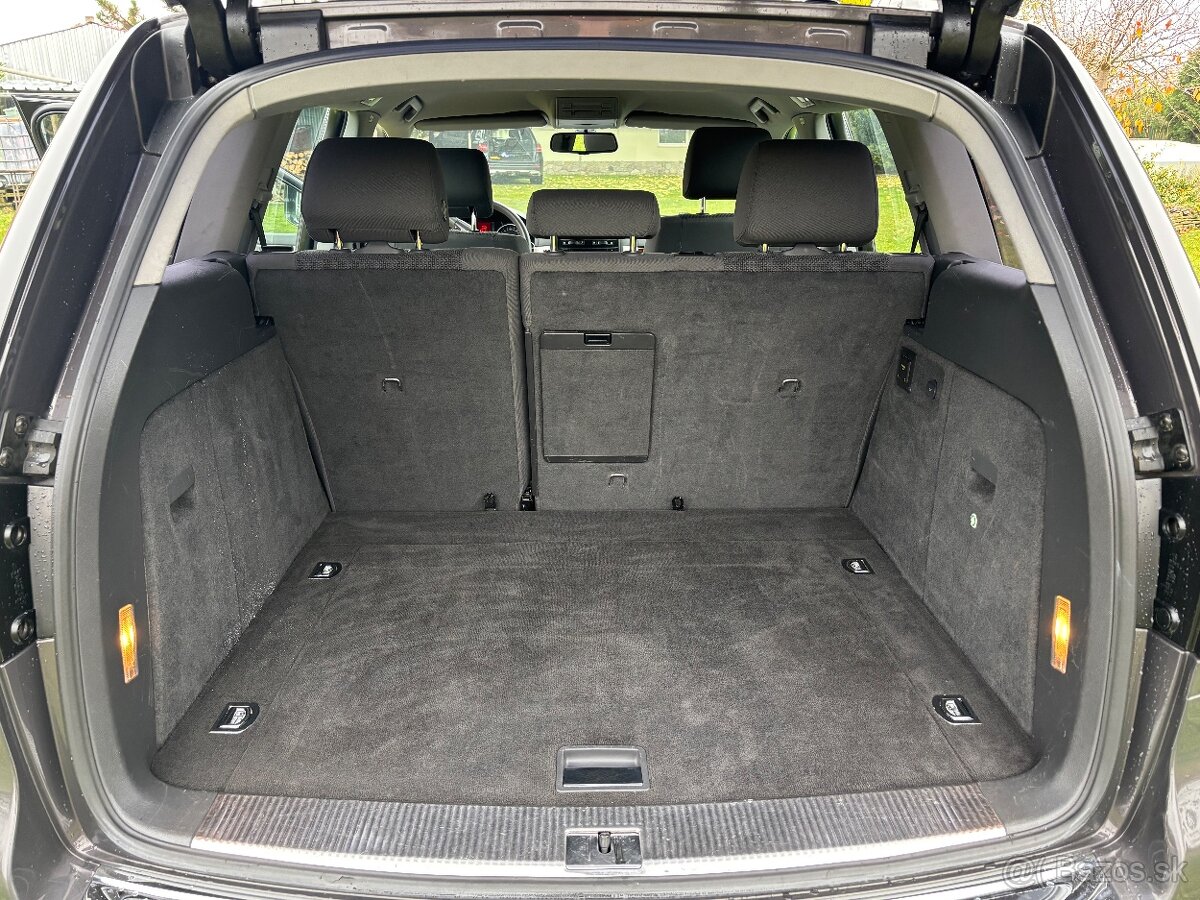 VW Touareg V6 3.0TDI - 17