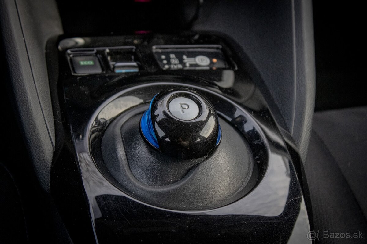 Nissan Leaf Acenta, 110kW / ODPOČET DPH / - 17