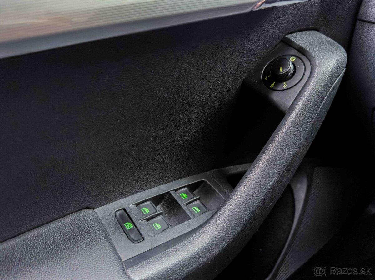 Škoda Octavia Combi 2.0 TDI Ambition - 17