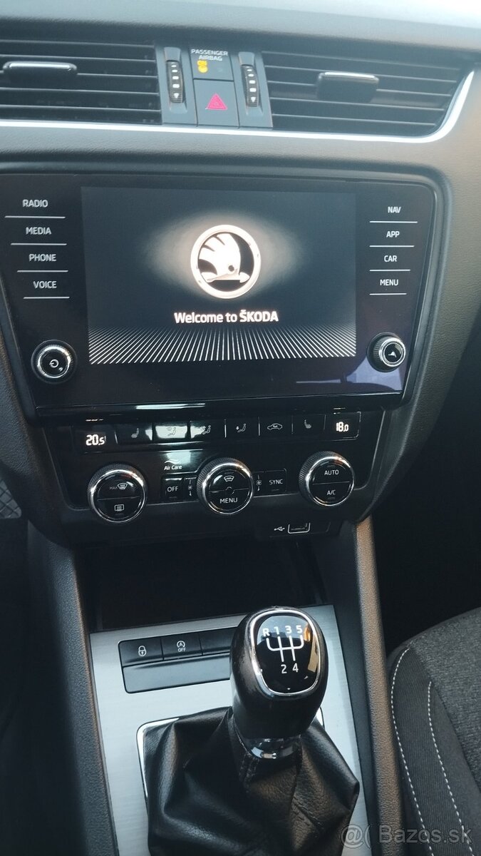 SKODA OCTAVIA COMBI 3 FACELIFT 1,6 TDI 85 KW - 17