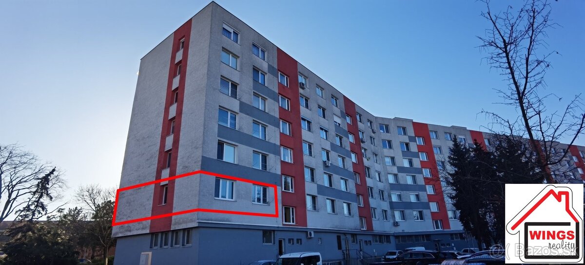 REZERVOVANÉ 4 izbový byt v Seredi na ul. M. R. Štefá - 17