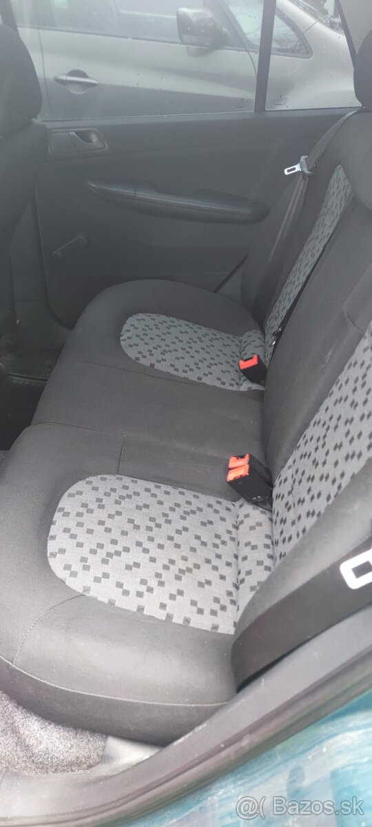 Škoda fabia 1.2 - 17