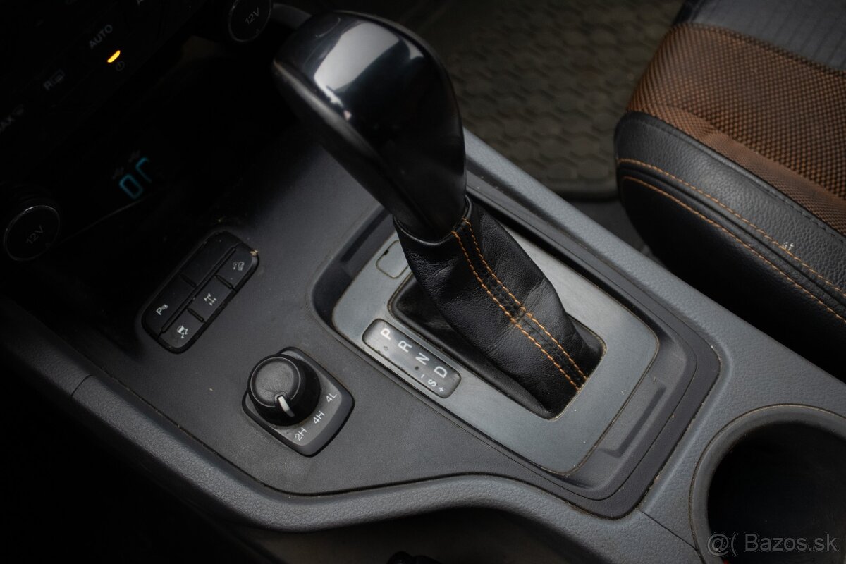 Ford Ranger 3.2 TDCi Duratorq 4x4 DoubleCab WildTrak Plus A/ - 17