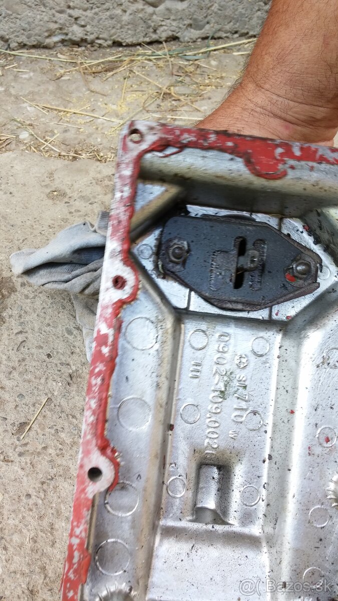 Polovica motora z Mutlicar Multikar M22 - 17