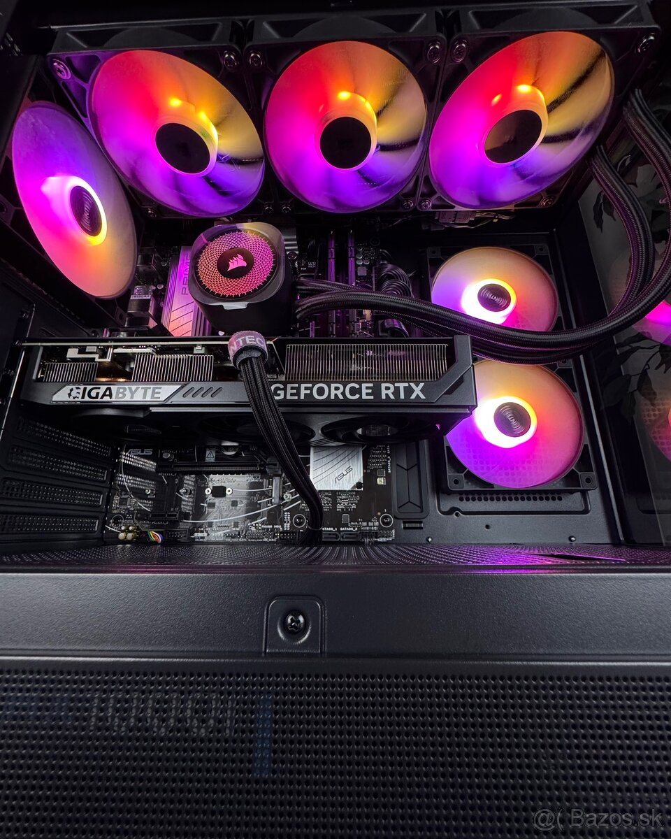 ☑️ Ryzen 7 7700 / RTX 5070 / 32GB RAM / 1TB SSD - 17