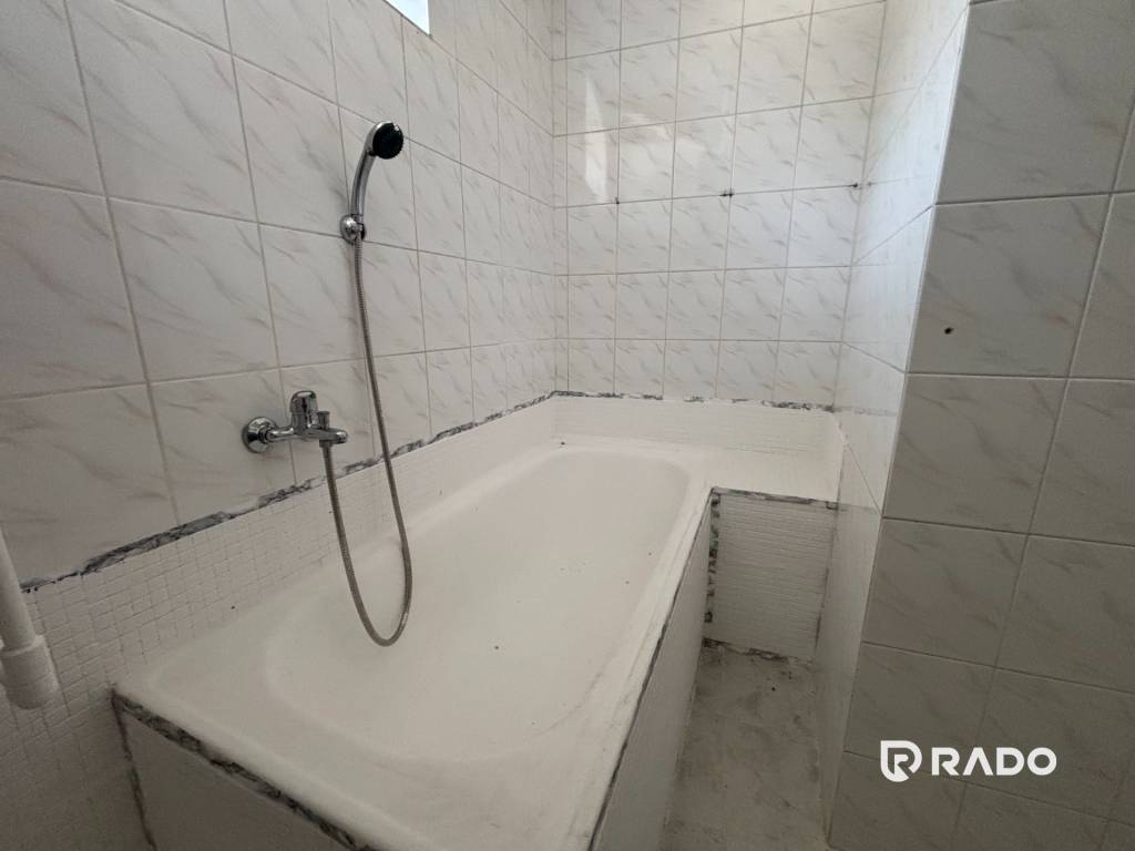 RADO | 6-izbový rodinný dom s pozemkom 2218m2 | Horňany - 17