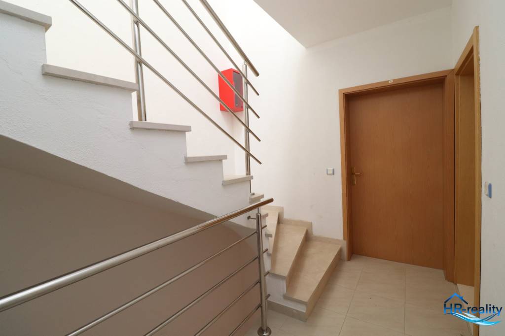 Vodice, Srima – zariadený apartmán, 350m od mora - 17
