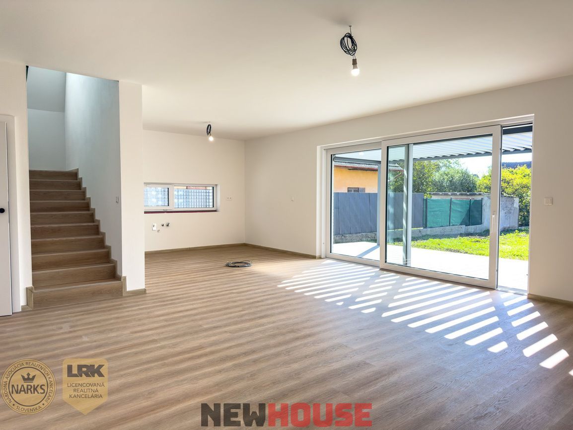 Skolaudovaná novostavba – 5i Rodinná vila BISKUPICE - 17