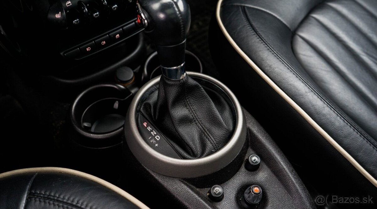 Mini Cooper SD Countryman ALL4 2.0tdi A/T - 17