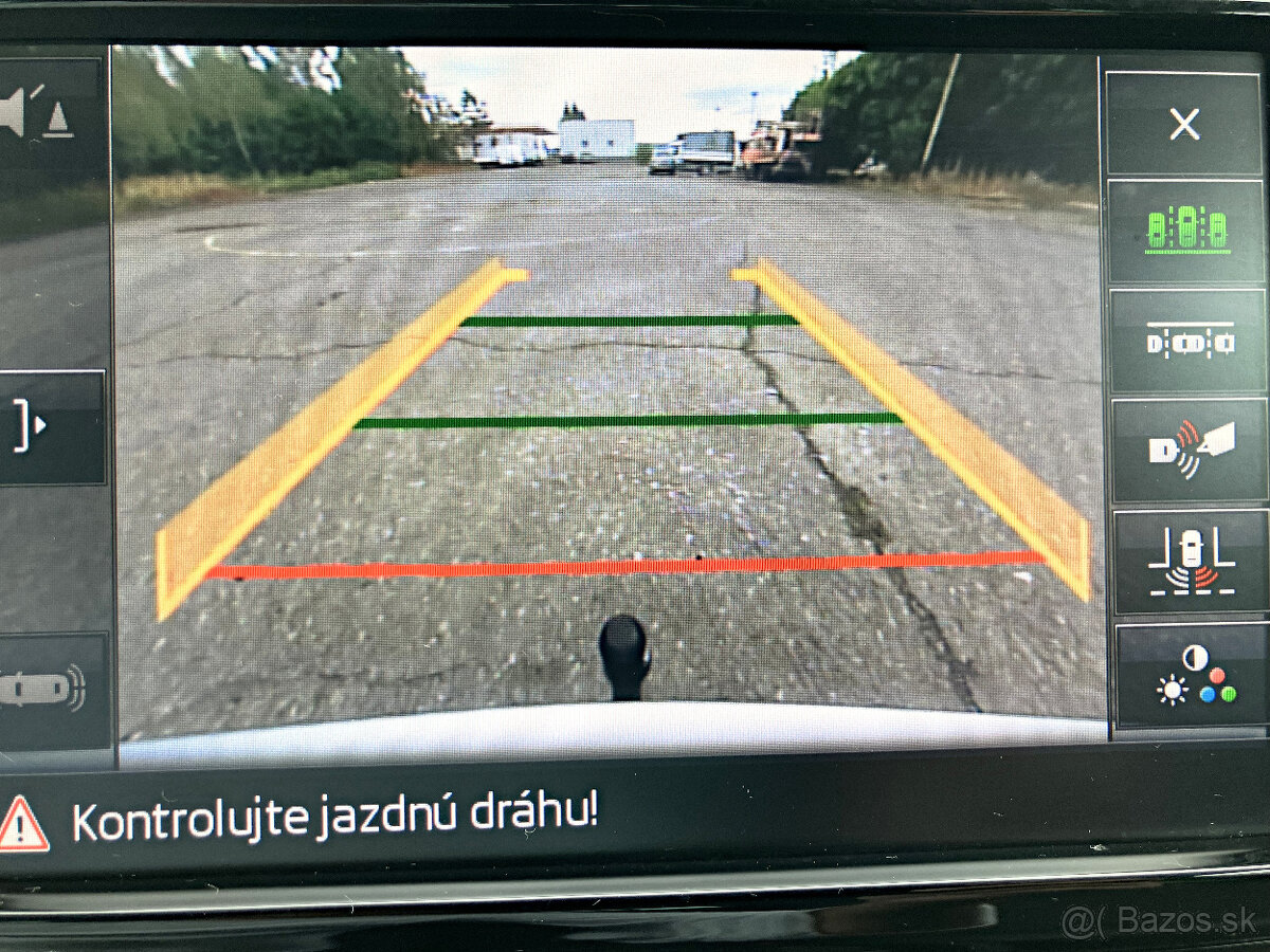 Škoda Superb Combi 2.0 TDI 150k Business - 17