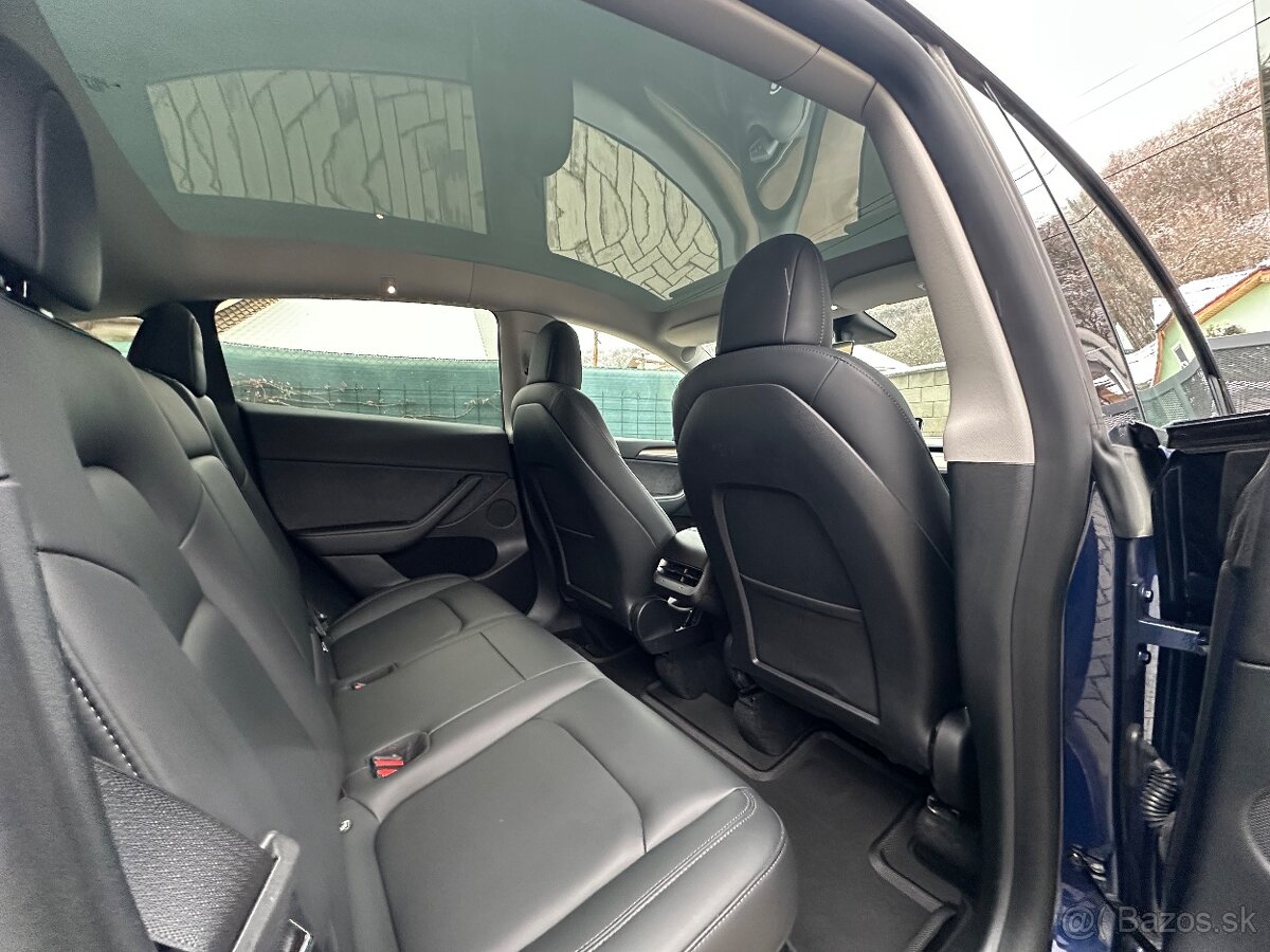 Tesla Model Y Long Range AWD 4x4 - 17