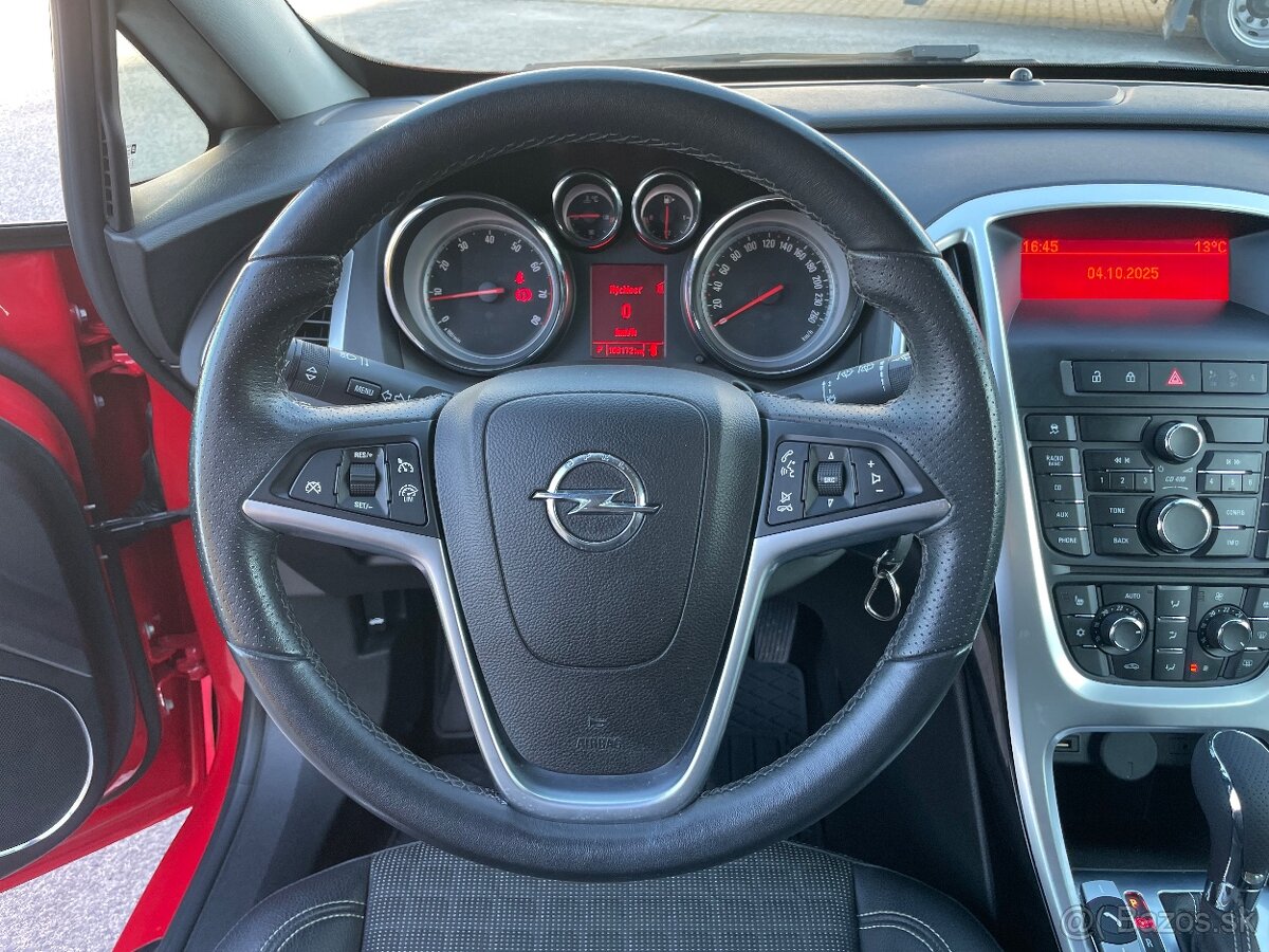Opel Astra 1.4 turbo benzín GTC AUTOMAT - 17