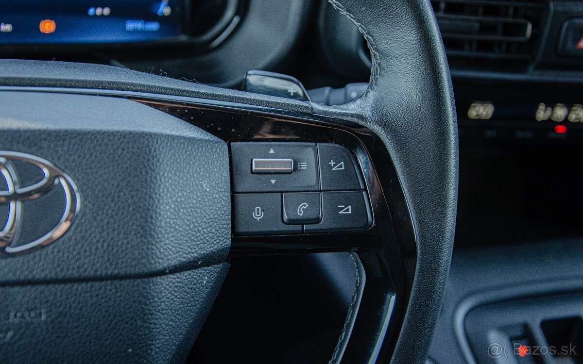 Toyota Proace City 1.5 D-4D 130 Long A/T, 96kW, A8, 5d - 17