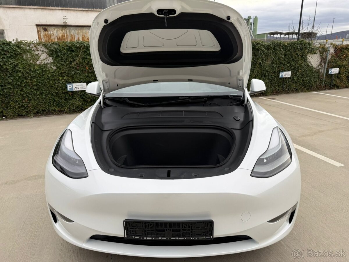 Tesla Model Y 2024 EU version, Long range, dual motor - 17