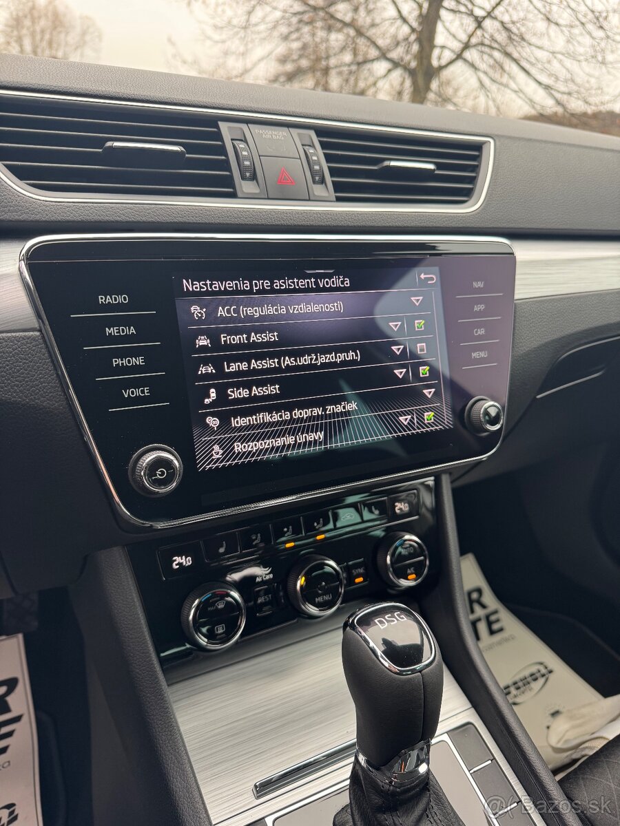 Škoda Superb Combi 2.0 TDI Style DSG 110kW A7 - 17