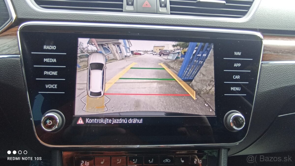 ŠKODA SUPERB SCOUT COMBI 2,0 TDI DSG 4x4 - 17