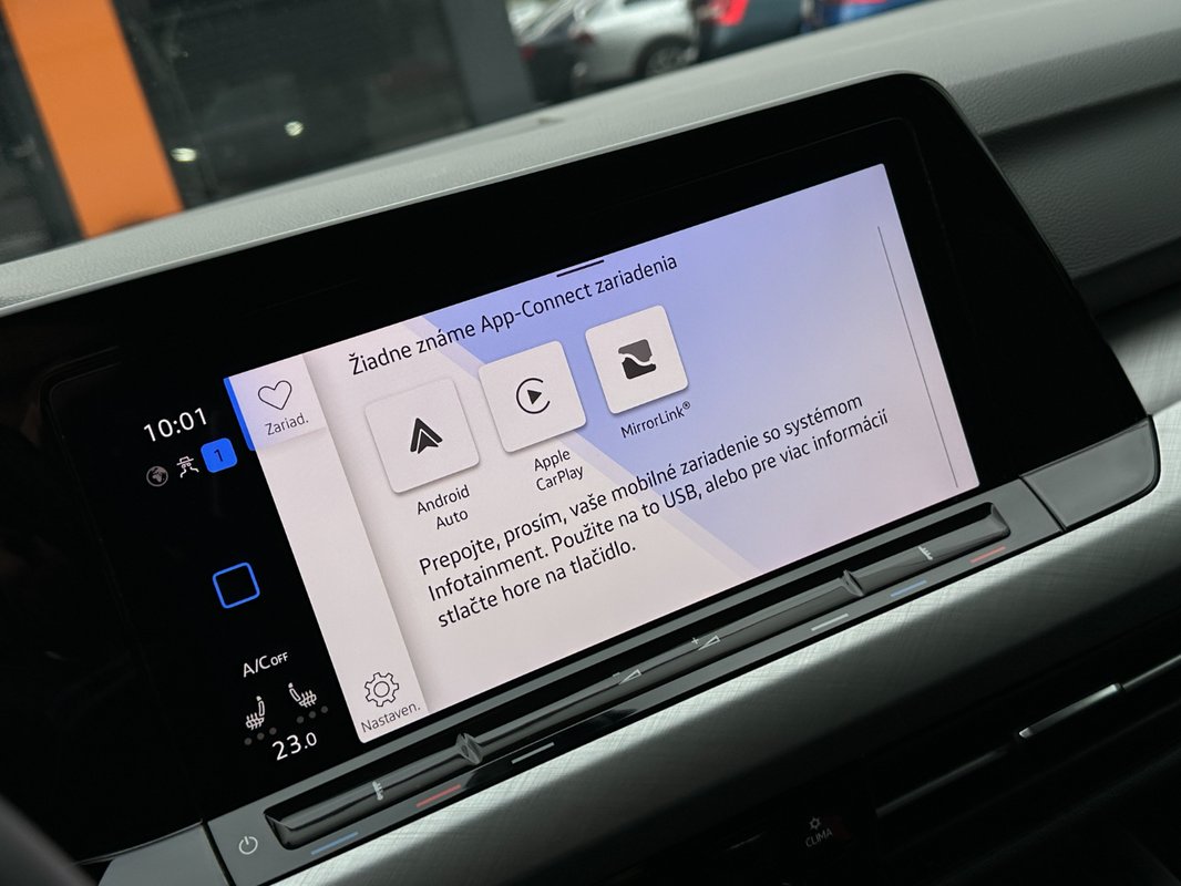 Volkswagen Golf Variant 2.0 TDi - 17