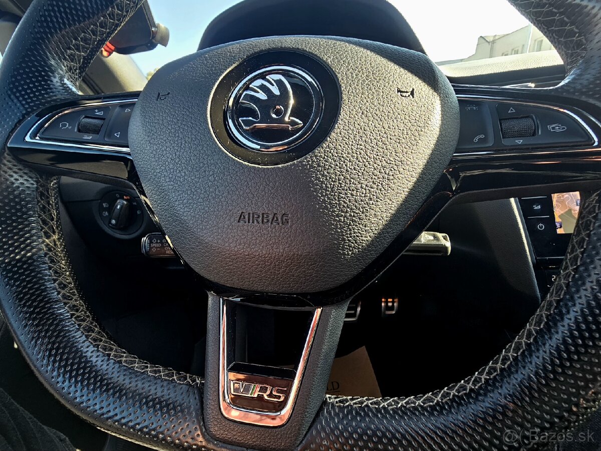 Škoda Octavia Combi 2.0 TDI RS DSG - 17