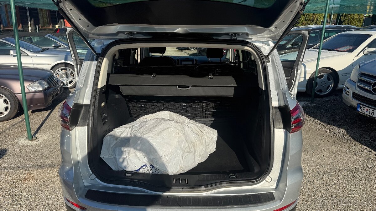 Ford S-Max 2.0 TDCi EcoBlue 150 Titanium - 17