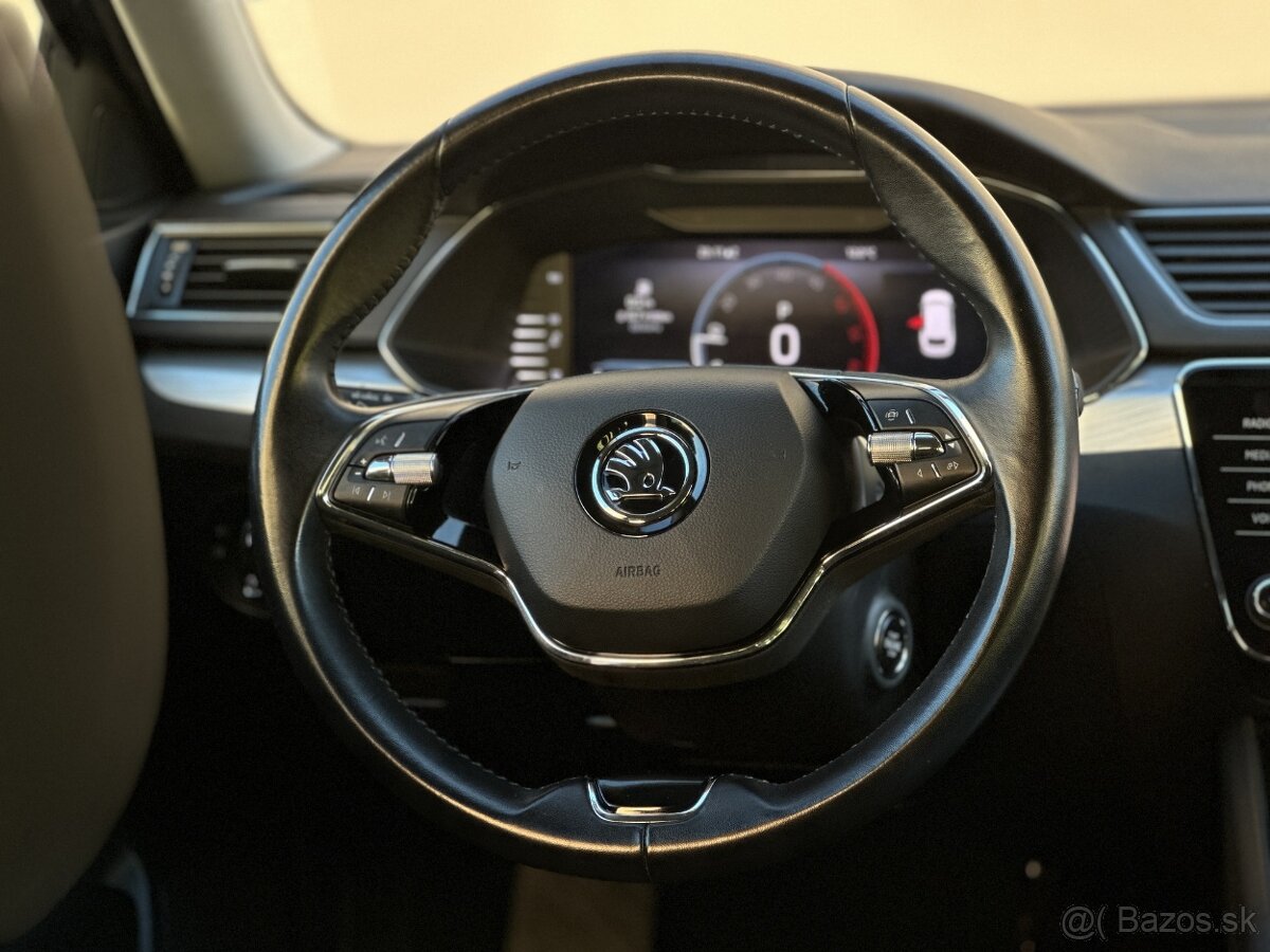 Škoda Superb Combi 2.0TDI DSG Style Virtual Kamera 2022 TOP - 17