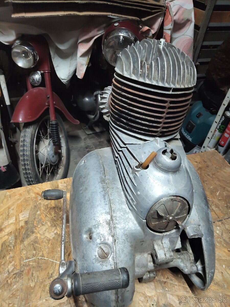 Jawa Perák 250, TP - 17