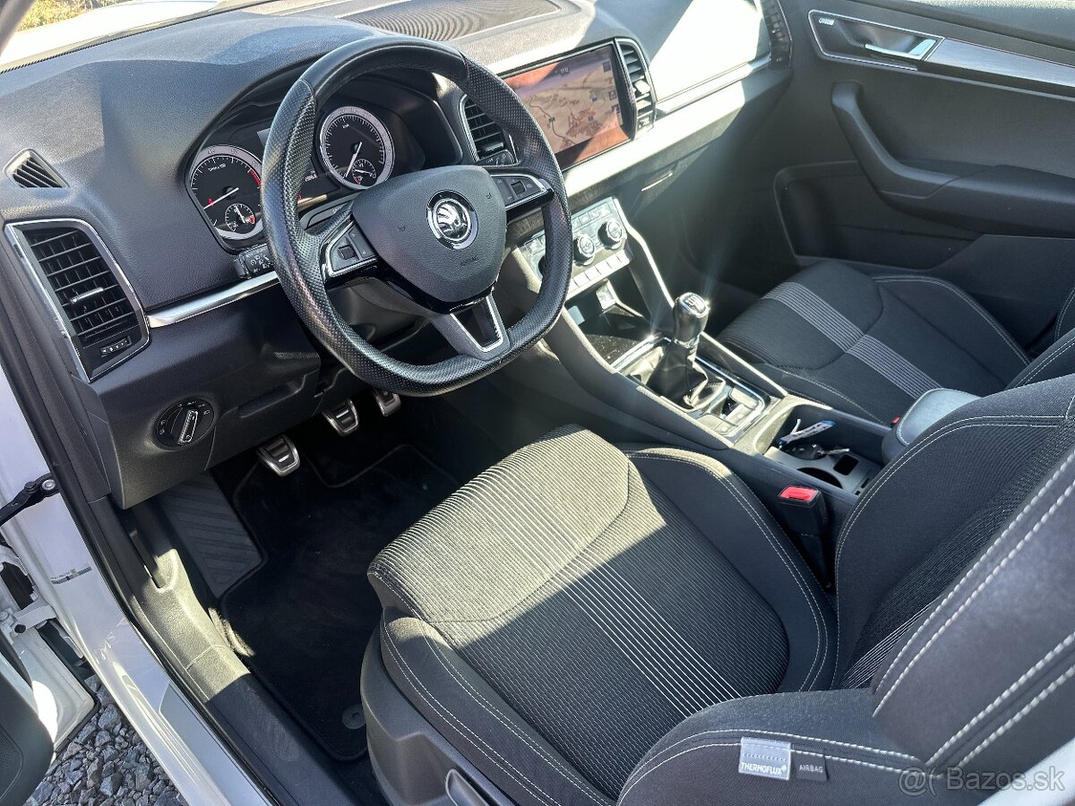 Skoda karoq interier Sportline 1.5tsi-rv:05/2019-181tis-TOP - 17