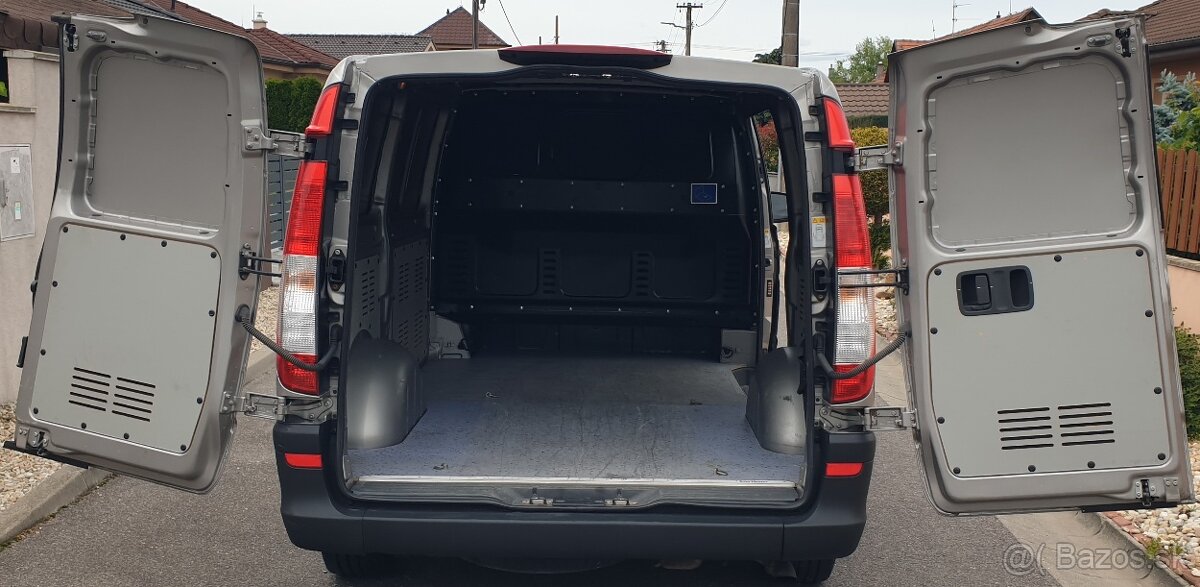 Mercedes Vito 116 CDI, 1. majiteľ, zakúpené v SR - 17