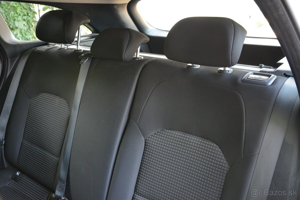 KIA Ceed 1.60 CRDi, SR. voz , Nové rozvody, Servi.kniha - 17