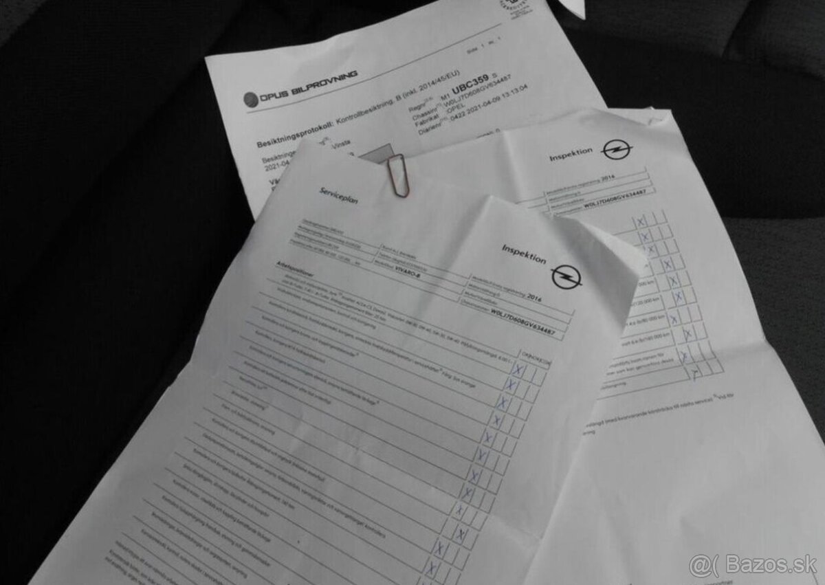 Opel Vivaro 1,6 92 kW 9 Míst Serviska nafta - 17