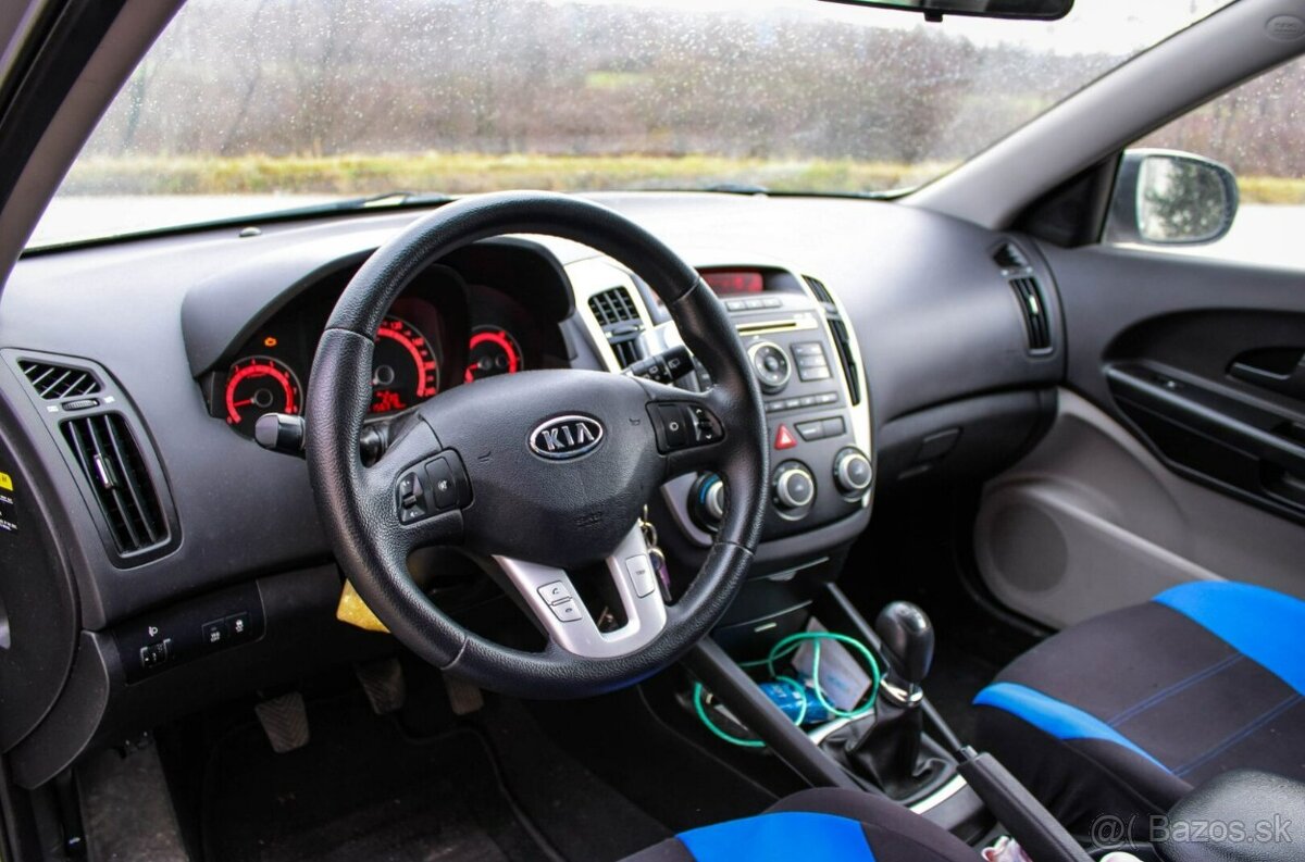 Kia Cee´d SW 1.4 CVVT 16V LX - 17