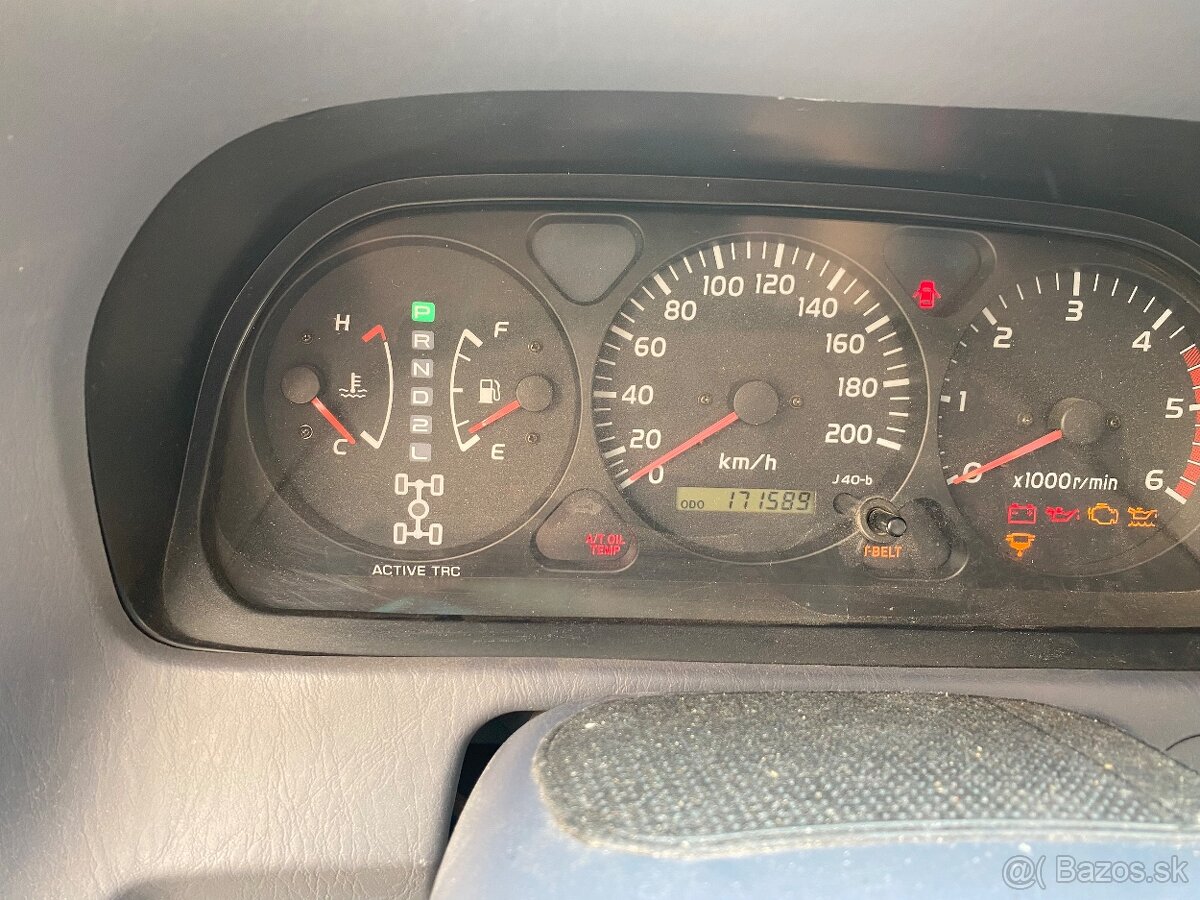 Toyota Landcruiser - 17