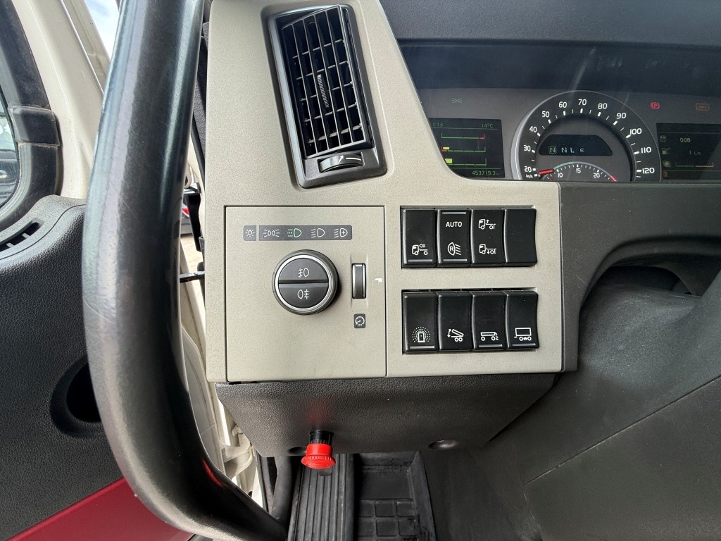 VOLVO FM 500 / 8x4 tridem/ 2015/ sklápač S1 - 17